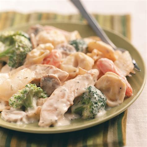 Chicken Tortellini Alfredo Recipe Taste Of Home