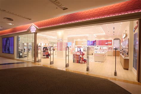 A short clip of sunway pyramid shopping center, kuala lumpur, malaysia 2011. #Scenes: 3 Cool Things To Do At Etude House's First New ...