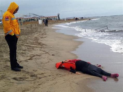 36 Migrants Killed Bodies Washed Ashore Turkey In 2 Boat Tragedies