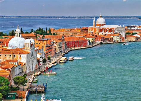 Travel That Sinking Feeling In Venice Hindustan Times