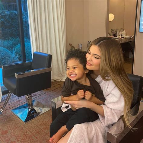 Kylie Jenner Grins With Daughter Stormi Webster In New Instagram Post