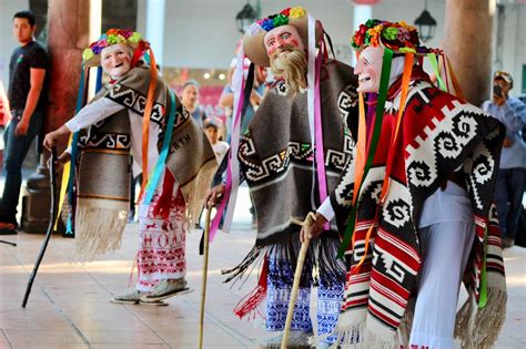 Tradición Música Y Danza Vistieron El Centro Histórico De Uruapan