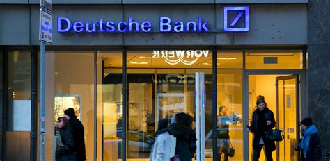 Sichern sie sich bis zu 500 € wechselprämi e. Why Germany Won't Save Deutsche Bank (But Might Have To ...