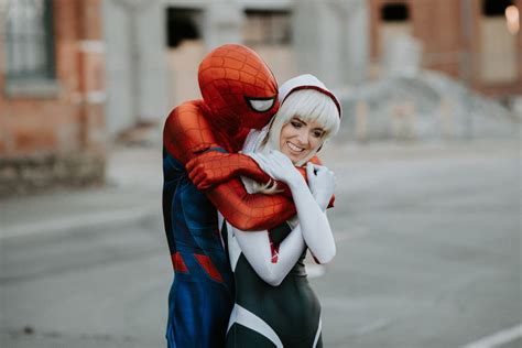 This Couple Did An Amazing Spiderman Themed Photo Shoot Amazing
