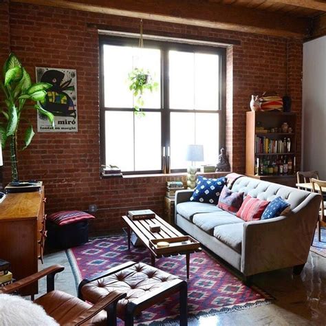 Video House Tour A Small And Lofty Brooklyn Studio Apartment Click