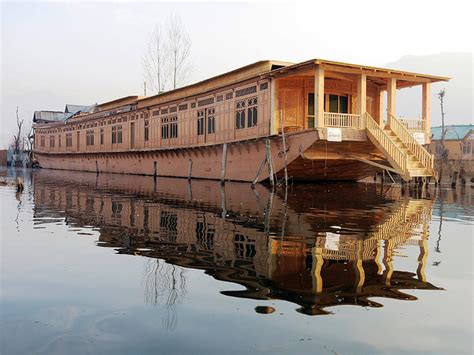 The Houseboats Of Kashmir Wild Frontiers