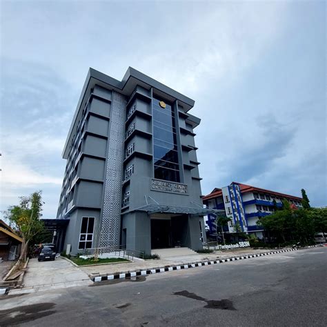 Gedung Research Center