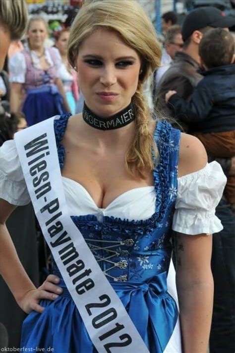 dirndl plus qu un costume traditionnel en bavière symbole d oktoberfest