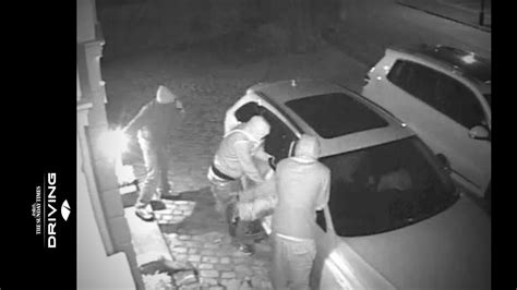 Caught On Cctv Thieves Steal Audi Rs4 Youtube