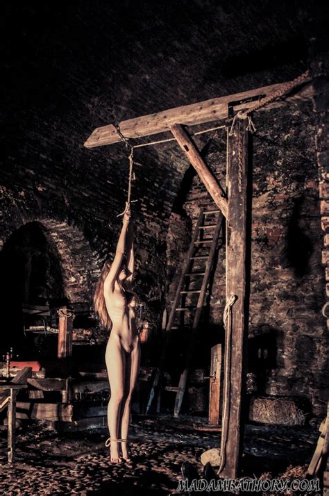 Bdsm Nure Teen Taste Medieval Torture Photo Gallery Porn Pics Sex