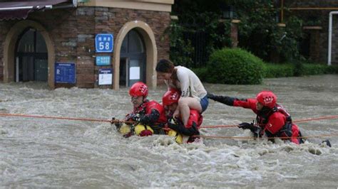 Floods are common in the united states. China floods wreak havoc, block roads and railways; more ...