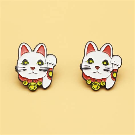 2020 Fortune Cat Brooch And Enamel Pins Men And Women Fashion Jewelry
