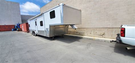 2006 Work And Play 5th Wheel Toy Hauler For Sale In Seal Beach CA