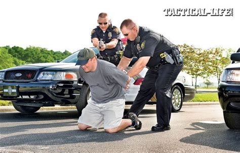 Tips And Tactics For Handcuffing Suspects Law Enforcement Training Tactical Life Law Enforcement