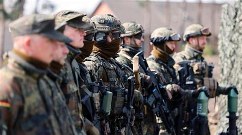 Sonderverm Gen F R Bundeswehr Reservisten Wollen Truppenst Rke Verdoppeln