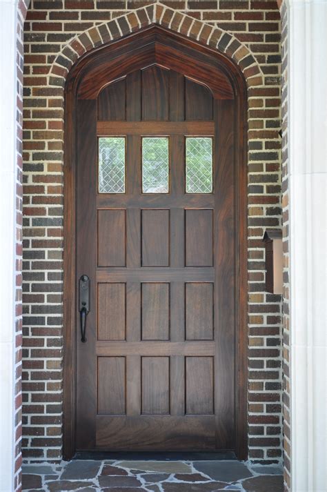 Our traditional entry doors, all made of mahogany wood, are both affordable and attractive. Custom Wood Doors Dallas Texas Fort Worth Texas