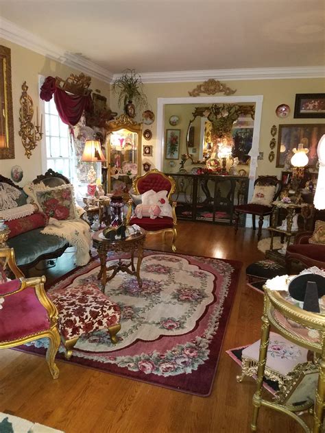 Victorian Parlor In Reds And Pinks So Much To See Parlor Decor