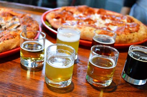 Pizza And Beer The Simple Guide To Pairing Mikey Top Pour