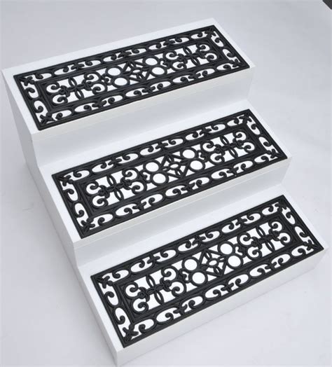 Im folgenden erfahren sie mehr über automatten, deren nutzen und worauf sie beim kauf achten sollten. Gummi Stufenmatte Gummimatte Treppenmatte in Gussoptik 75 ...