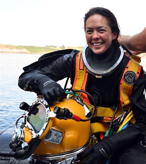 Donegal Woman Becomes First Female Diver For Irish Navy Ocean Fm