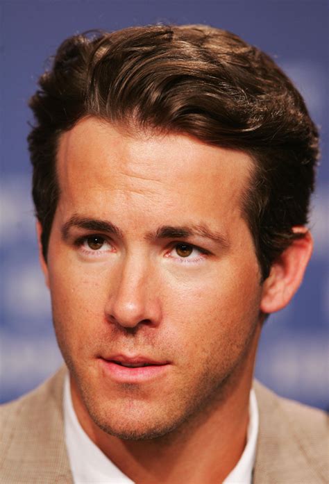 13 Hot Pictures Of Ryan Reynolds For You To Add To Your Pinterest
