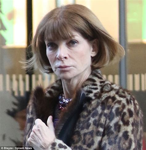 Anna Wintour Pictured Without Glasses As She Leaves Rat Infested Vogue Office Daily Mail Online