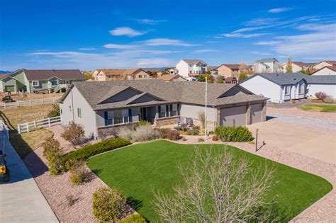 Five star painting of colorado springs is here to help you add new life to your home or business. Quality Stucco Painting in Colorado Springs | Best ...