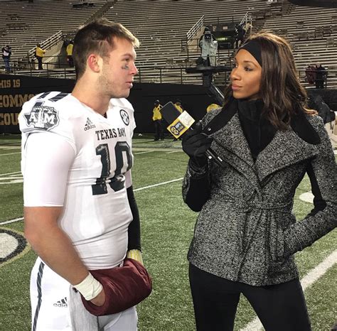 She covers college football, college volleyball, nba , nfl , and college men's and women's basketball. Hustle, Honey: Maria Taylor, ESPN Analyst of the SEC ...