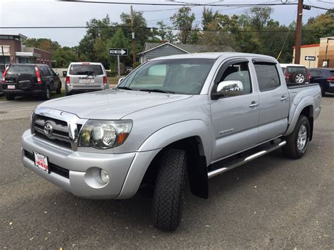 Msrp and invoice price goes from $14,373 to $24,971. Pre-Owned 2010 Toyota Tacoma V6 SR5 4WD TRD DBL CAB Crew ...