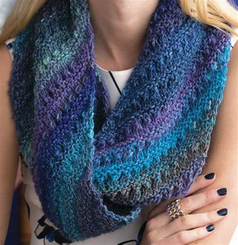 We'll start with the single most popular cowl pattern available online. Knitting Pattern for Eyelet Infinity Scarf - An eyelet and ...