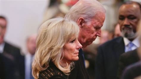 Over 1 000 Mourn Beau Biden At Memorial Service Cnn Politics