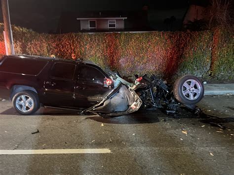 Violent crash destroys car and tree in Seal Beach, 2 hospitalized | KTLA