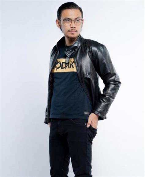 Psbparuh tonton curi curi cinta (2019) episo. Biodata Talha Harith, Pelakon Drama Curi-Curi Cinta ...