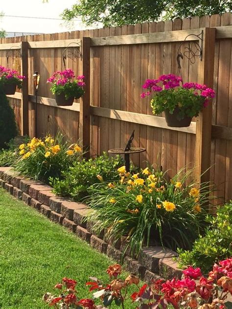 Inspiring Backyard Fence You Might Want To Steal