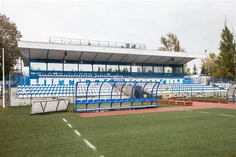 9 września, godzina 17.00 mecz: Kraków. Nowy stadion Hutnika kiełbasą wyborczą za 44 ...
