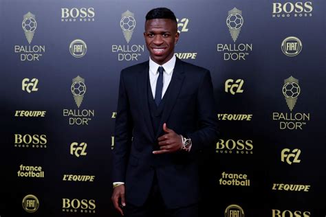 La française s'est emparée de la médaille d'or aux championnats du. Ballon d'or 2019 Red Carpet - Fashion Inspiration and ...