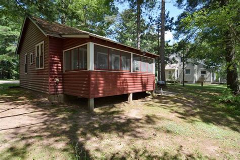 Clam Lake Wisconsin Vacation Rental Cabin For Rent Pine Point