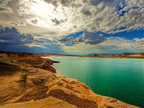 Largemouth bass are popular here, but due to the mercury levels from old mines the trout are the safest to eat since they don't stay in the lake long. 12 Best Places to Go Fishing in Arizona - TripsToDiscover.com