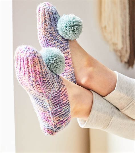 How To Make A Wool Ease Hand Dyed Sassy Slippers Beginner Knitting