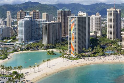 Hilton Hawaiian Village Rainbow Tower Waikiki Framed Photos