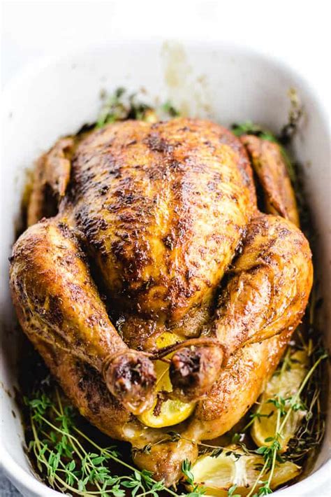 Do you roast a chicken covered or uncovered? How to Roast a Whole Chicken | Veronika's Kitchen