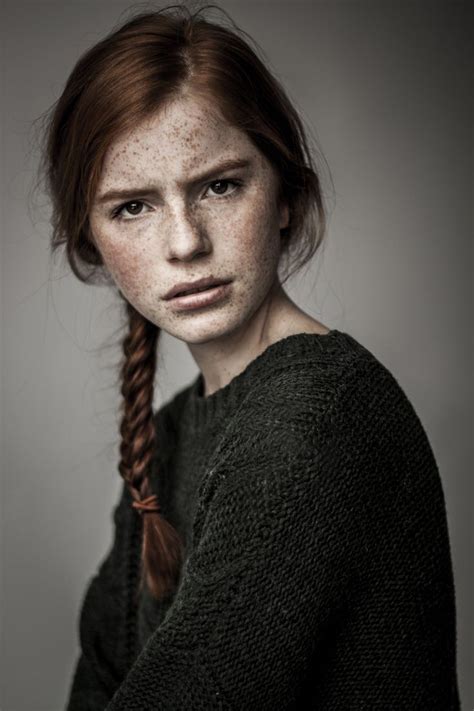 People With Freckles Women With Freckles Foto Portrait Portrait Photography Editorial