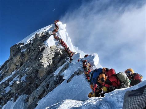 Mount Everest Suffers Traffic Jam After Two Climbers Die Near Summit