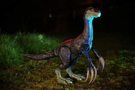 Jw Dominion Therizinosaurus Jurassic Toys