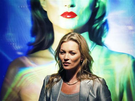 These Rare And Gorgeous Photos Of Kate Moss Are Up For Auction In