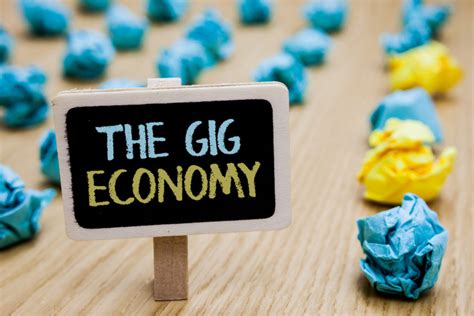 How To Effectively Work And Succeed In The Gig Economy Ezclocker