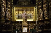 Túmulo da Rainha Santa Isabel. Coimbra | Convento de santa clara ...