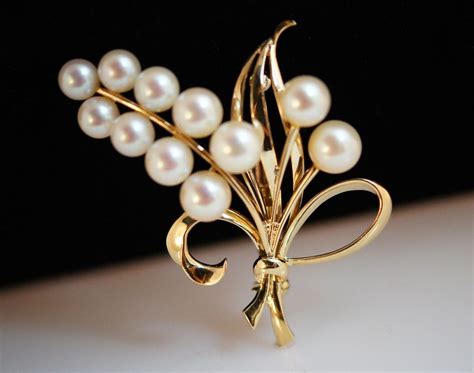 14k Yellow Gold Cultured Pearl Brooch Pearl Jewelry Wedding Sparkly