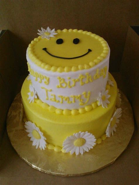 Daisy Birthday Chocolate And Vanilla Cake With Fondant Smiley Face