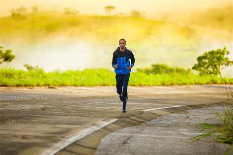 The Long Run 11 Tips For Becoming A Better Distance Runner Long Run Living
